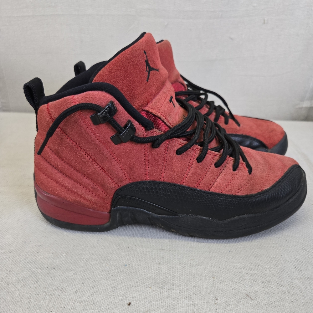 Jordan 12 Retro “Varsity Red” – Size 6Y - Picture 4 of 10